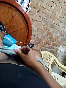 Snapshot of Dnick2 chatting on 02/18/26, 09:00 Dnick2 online show from 02/18/26, 09:00