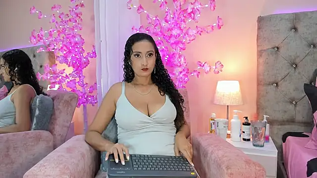 Holyjacky  online show from 01/21/25, 01:00