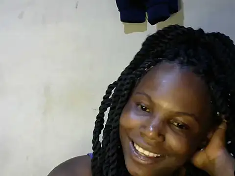 Snapshot of Fine_baby0001 chatting on 10/05/25, 06:17 Fine baby0001 online show from 10/05/25, 06:17