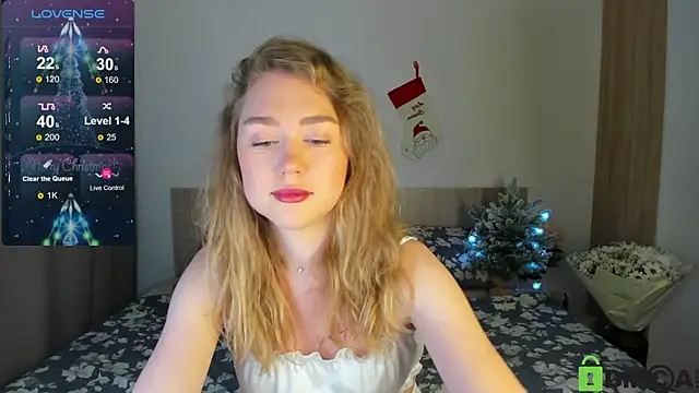 Snapshot of TheVanessaMaes chatting on 12/23/24, 08:57 TheVanessaMaes online show from 12/23/24, 08:57