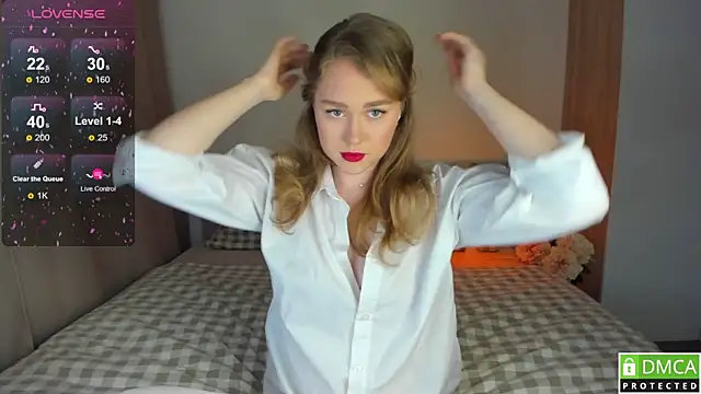 Snapshot of TheVanessaMaes chatting on 02/10/25, 10:40 TheVanessaMaes online show from 02/10/25, 10:40