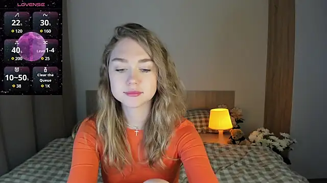 Snapshot of TheVanessaMaes chatting on 03/09/25, 10:52 TheVanessaMaes online show from 03/09/25, 10:52