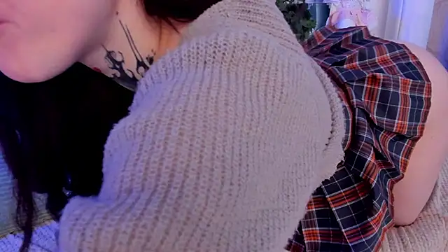 Snapshot of vergillhell chatting on 01/16/25, 06:25 vergillhell online show from 01/16/25, 06:25