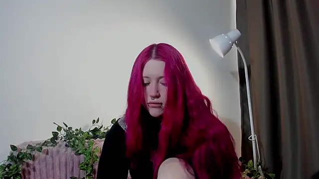 Snapshot of vergillhell chatting on 12/14/25, 08:09 vergillhell online show from 12/14/25, 08:09