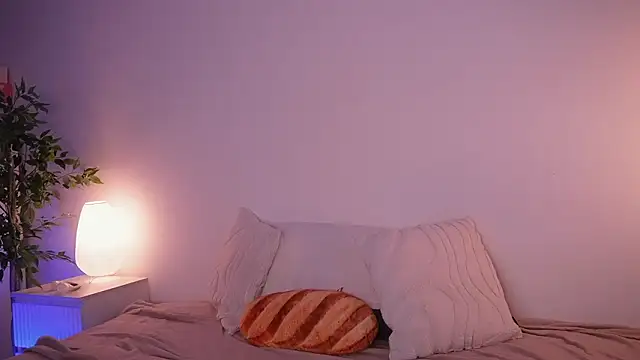 kris69kiss online show from 02/18/26, 01:07