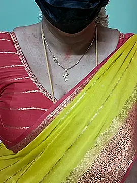 Snapshot of ananya956 chatting on 03/01/25, 04:37 ananya956 online show from 03/01/25, 04:37