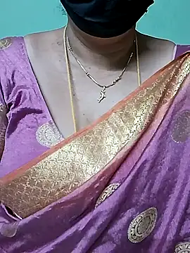 Snapshot of ananya956 chatting on 03/03/25, 12:15 ananya956 online show from 03/03/25, 12:15