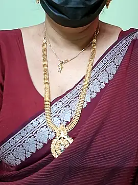 Snapshot of ananya956 chatting on 03/04/25, 07:41 ananya956 online show from 03/04/25, 07:41