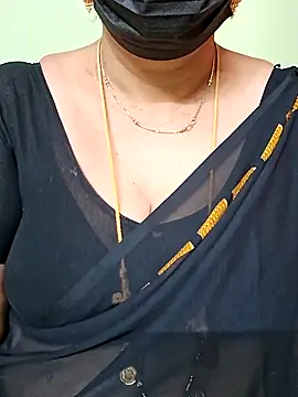 Snapshot of ananya956 chatting on 03/08/25, 04:45 ananya956 online show from 03/08/25, 04:45