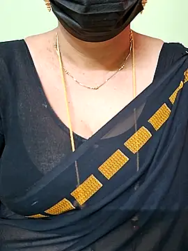 Snapshot of ananya956 chatting on 03/08/25, 08:33 ananya956 online show from 03/08/25, 08:33