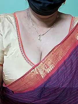 Snapshot of ananya956 chatting on 03/09/25, 11:56 ananya956 online show from 03/09/25, 11:56