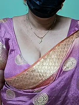 Snapshot of ananya956 chatting on 03/10/25, 08:12 ananya956 online show from 03/10/25, 08:12
