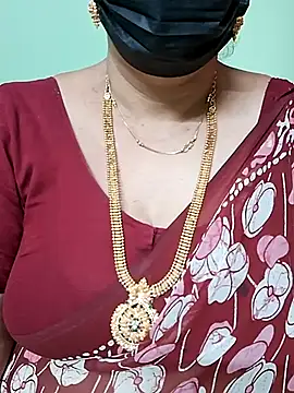 Snapshot of ananya956 chatting on 03/14/25, 03:59 ananya956 online show from 03/14/25, 03:59