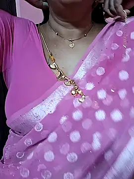 Snapshot of ananya956 chatting on 10/28/25, 05:55 ananya956 online show from 10/28/25, 05:55