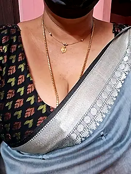 Snapshot of ananya956 chatting on 11/08/25, 02:23 ananya956 online show from 11/08/25, 02:23