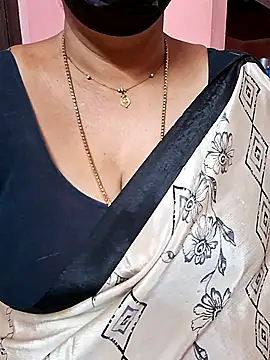 Snapshot of ananya956 chatting on 11/13/25, 09:36 ananya956 online show from 11/13/25, 09:36