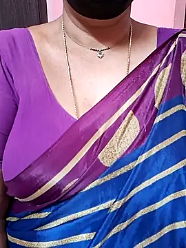 Snapshot of ananya956 chatting on 11/19/25, 12:49 ananya956 online show from 11/19/25, 12:49