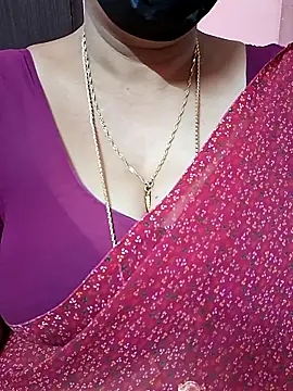 Snapshot of ananya956 chatting on 12/14/25, 01:49 ananya956 online show from 12/14/25, 01:49