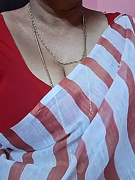 ananya956 online show from 01/17/26, 03:55