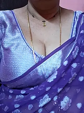 ananya956 online show from 03/22/26, 10:18