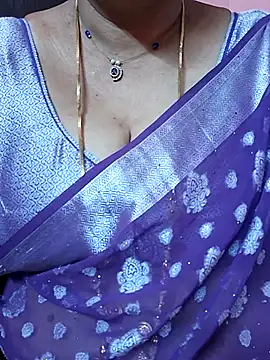 ananya956 online show from 05/28/26, 03:37