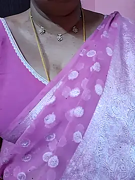 Snapshot of ananya956 chatting on 06/06/26, 12:10 ananya956 online show from 06/06/26, 12:10
