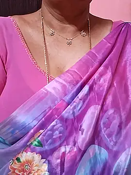 Snapshot of ananya956 chatting on 07/09/26, 12:53 ananya956 online show from 07/09/26, 12:53