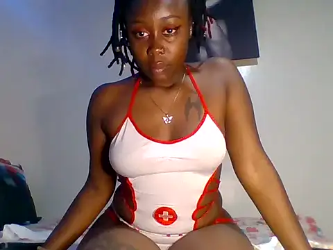 Lyiaspark online show from 12/02/24, 12:29