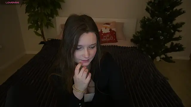 Snapshot of MagicPeachh_ chatting on 01/15/26, 01:59 MagicPeachh online show from 01/15/26, 01:59