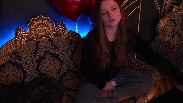 Snapshot of MagicPeachh_ chatting on 02/10/26, 01:15 MagicPeachh online show from 02/10/26, 01:15