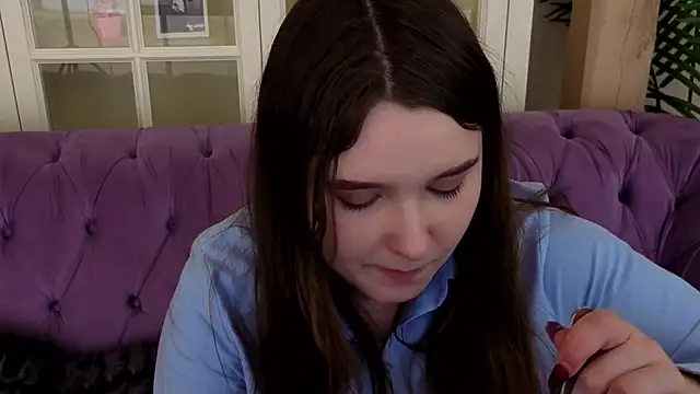 Snapshot of MagicPeachh_ chatting on 04/02/26, 02:15 MagicPeachh online show from 04/02/26, 02:15