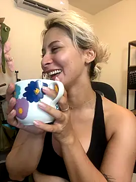 Ramona Flower online show from 11/08/25, 02:12