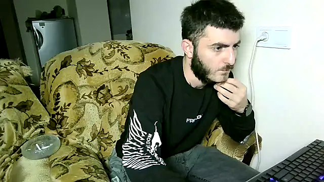 Snapshot of Barney_Tedd chatting on 12/13/24, 05:21 Barney Tedd online show from 12/13/24, 05:21