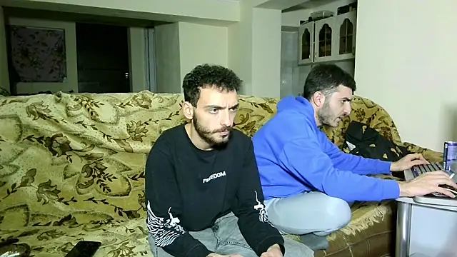 Snapshot of Barney_Tedd chatting on 12/22/24, 03:11 Barney Tedd online show from 12/22/24, 03:11