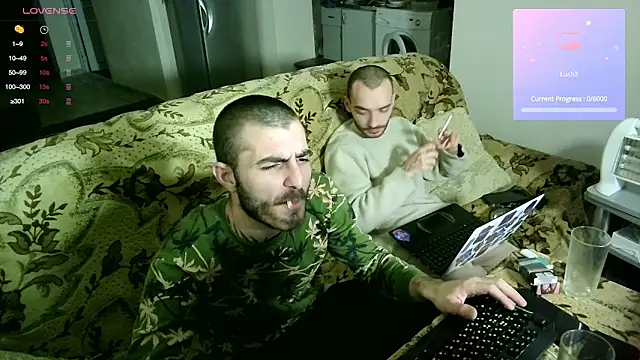 Snapshot of Barney_Tedd chatting on 01/06/25, 04:58 Barney Tedd online show from 01/06/25, 04:58