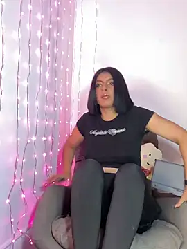 Snapshot of im_anna_ chatting on 02/12/25, 09:33 im anna online show from 02/12/25, 09:33