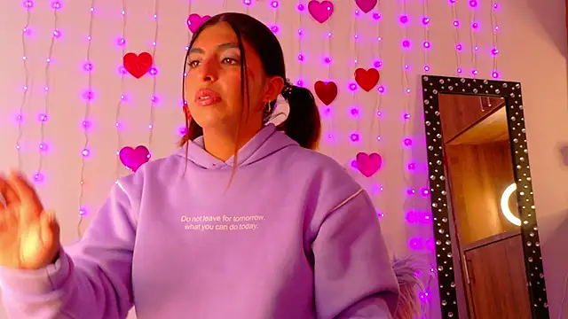 im anna  online show from 02/21/26, 09:38