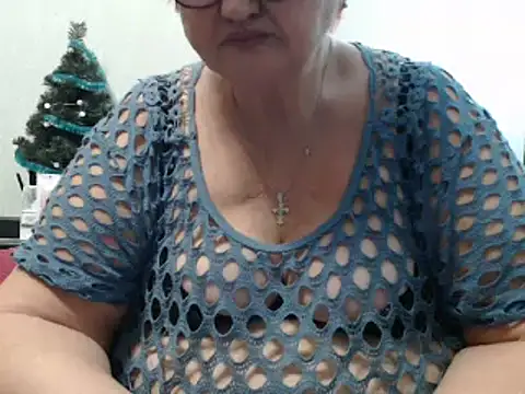 DeniseeRose online show from 12/30/24, 06:05