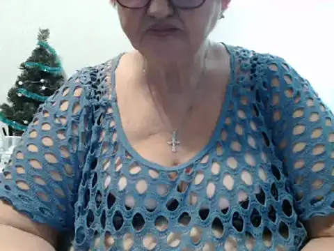 DeniseeRose online show from 01/01/25, 06:38