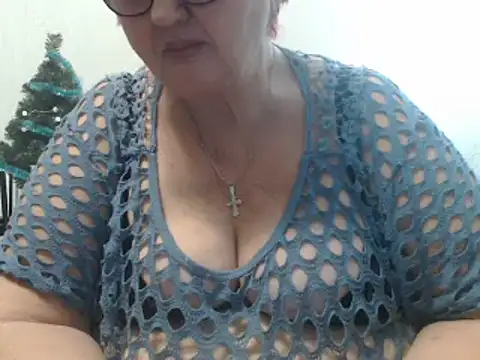 DeniseeRose online show from 01/06/25, 08:18