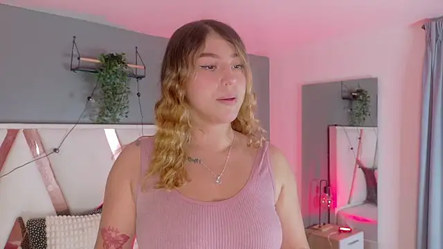 LilithSmith  online show from 11/24/25, 11:43