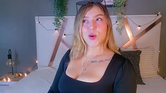 LilithSmith  online show from 01/17/26, 11:37