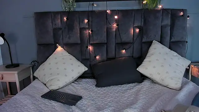 LilithSmith  online show from 02/27/26, 11:43