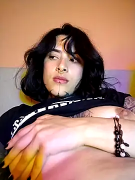 taaylor33 online show from 09/14/25, 04:33