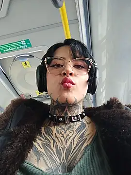 taaylor33 online show from 03/10/26, 04:45