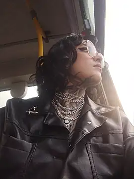 taaylor33 online show from 03/26/26, 09:42