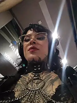 taaylor33 online show from 05/16/26, 12:40