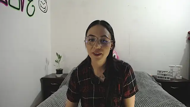 anny roberts online show from 12/24/24, 12:00