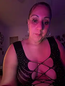 DeeLight124 online show from 06/01/26, 04:36