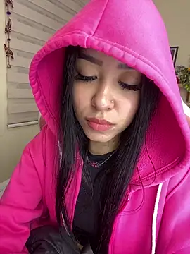 Snapshot of Starliee__ chatting on 02/27/25, 11:59 Starliee   online show from 02/27/25, 11:59